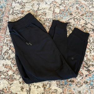 Lululemon Scuba Jogger 7/8 length